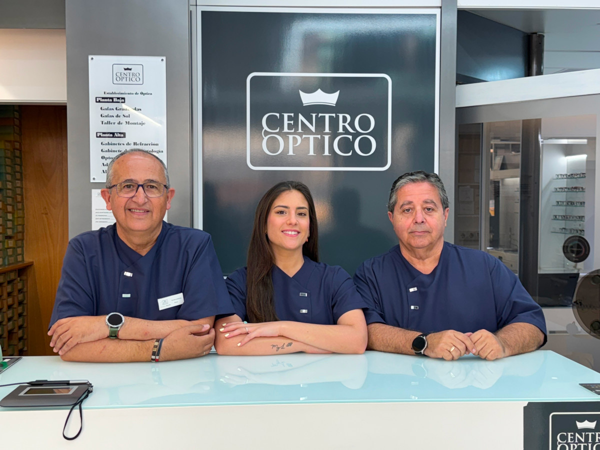 centro optico emperatriz en granada
